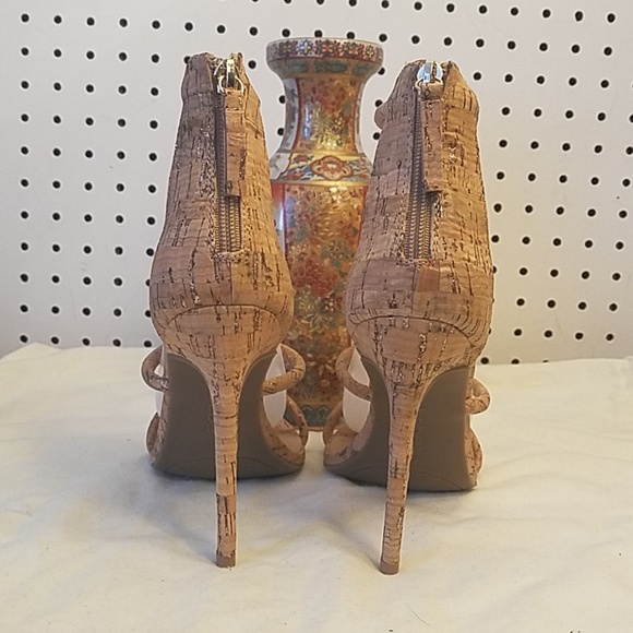 BEBE TAN ZIGI SOHO HEELS. - Picture 2 of 8